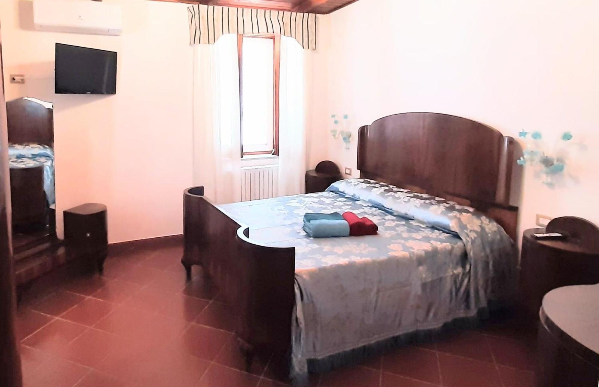 Casale Battaglini Bed & Breakfast Castelnuovo Cilento Екстериор снимка