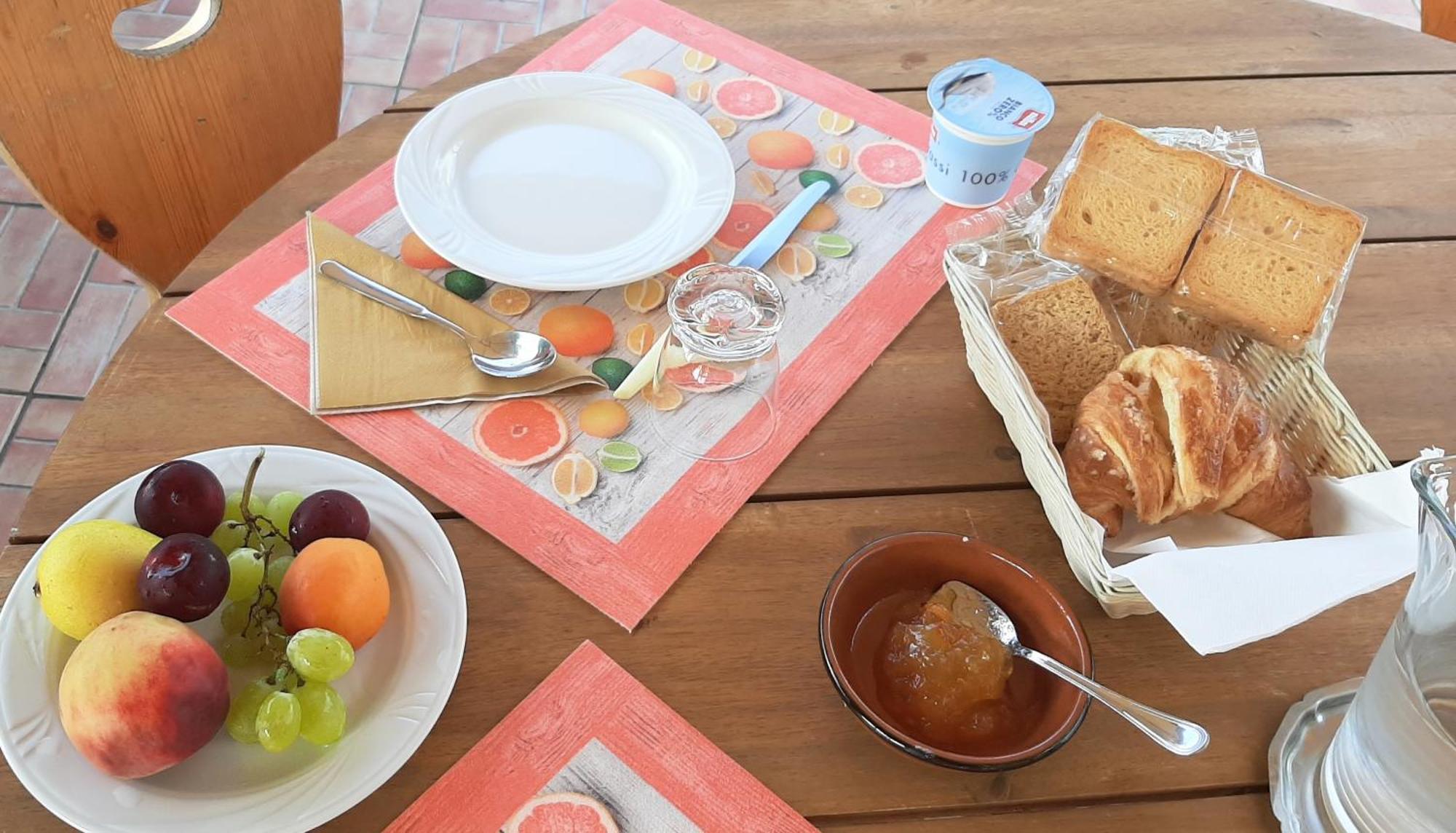 Casale Battaglini Bed & Breakfast Castelnuovo Cilento Екстериор снимка